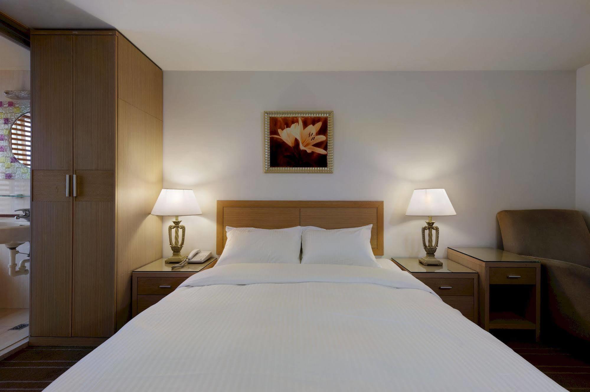 Nei Jiang Hotel Đài Bắc Ngoại thất bức ảnh